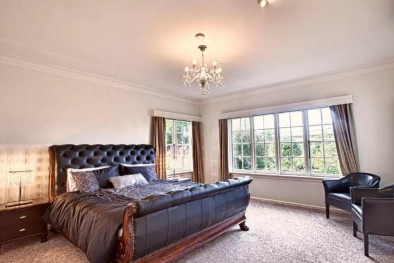 200 Riccarton Holiday House Christchurch Bagian luar foto