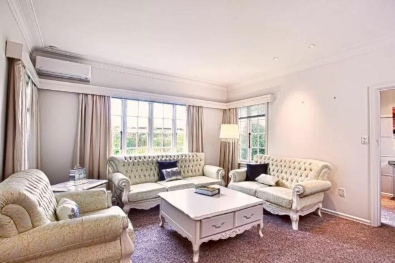 200 Riccarton Holiday House Christchurch Bagian luar foto